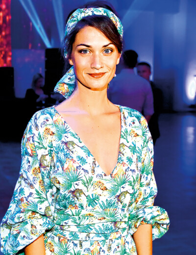 Je Macková těhotná s tajemným cizincem?