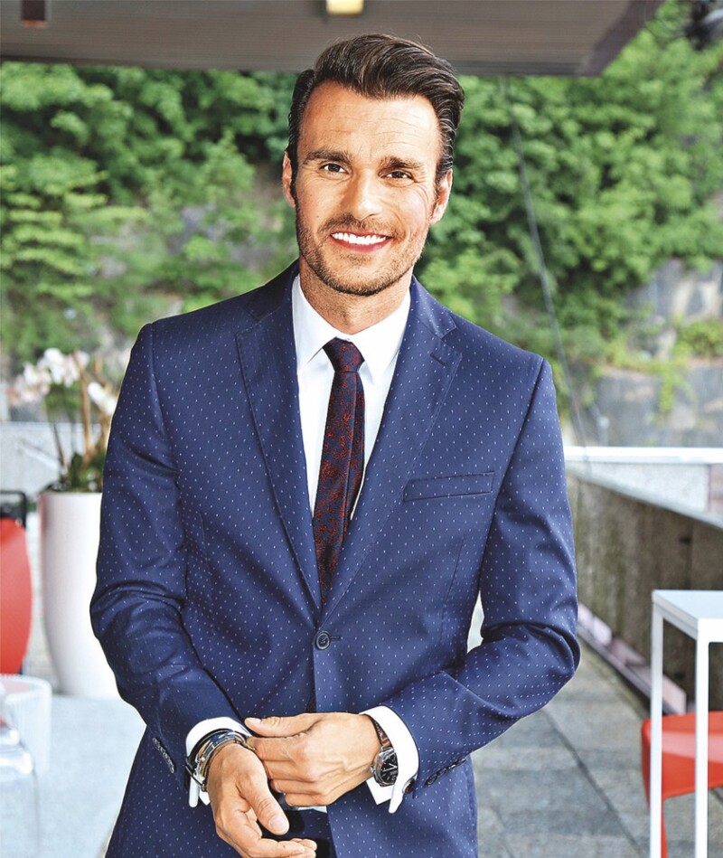 Žije akční moderátor Mareš snad dvojí život?