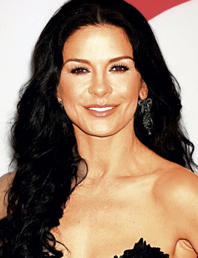 Catherine Zeta-Jones podporovala manžela v nemoci a pak se zhroutila