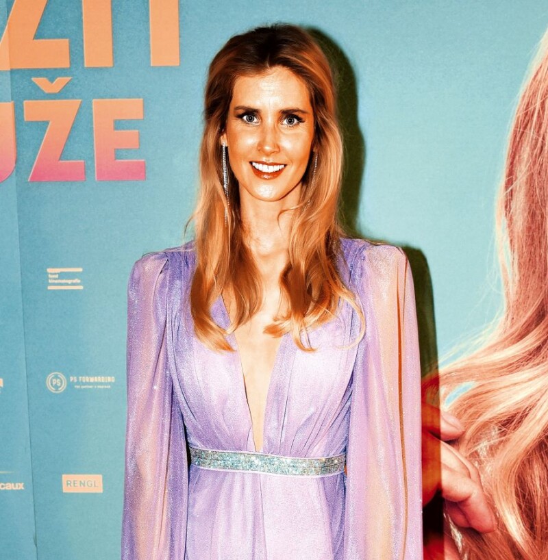 Partner Bernáškové vzal nohy na ramena?