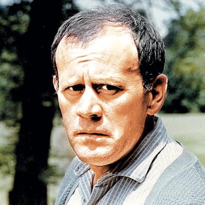 V pozdním věku se Karel Augusta zamiloval do mladé baletky