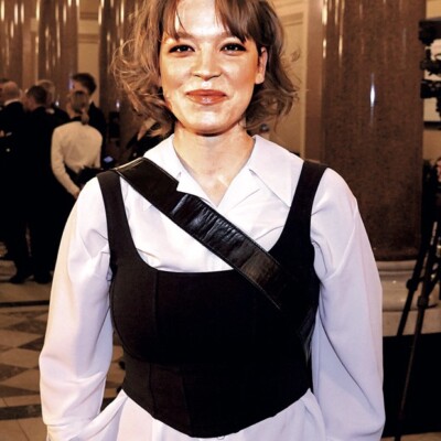 Přerostla role Jindrové v románek?