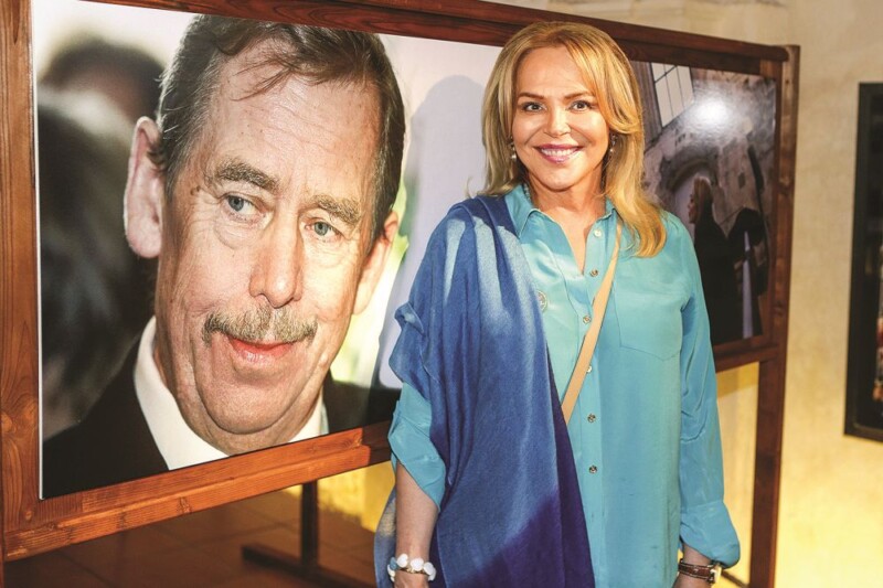 Dagmar Havlová je pořád svěží a usměvavá