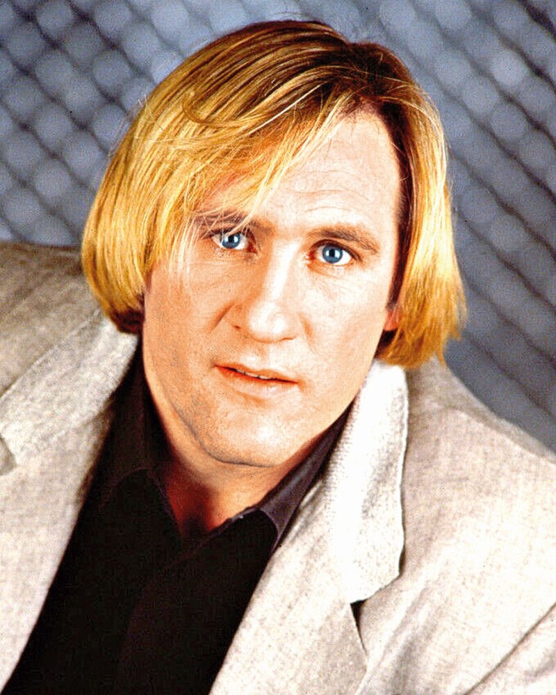 Gérard Depardieu: Miluju dotýkat se žen, ale sexuální agresor nejsem!