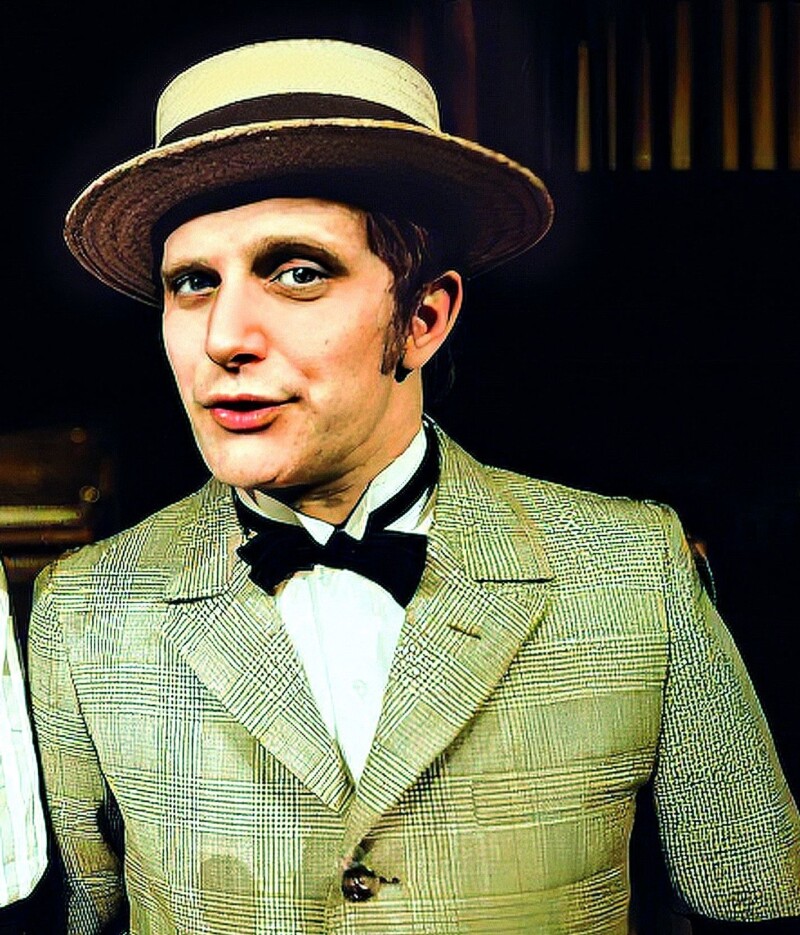 Vtipný gentleman s kloboučkem Jiří Suchý nás stále baví