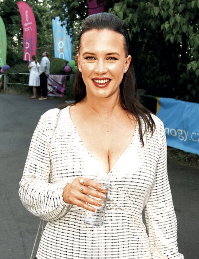 Leichtová se hroutí místo radosti z miminka?