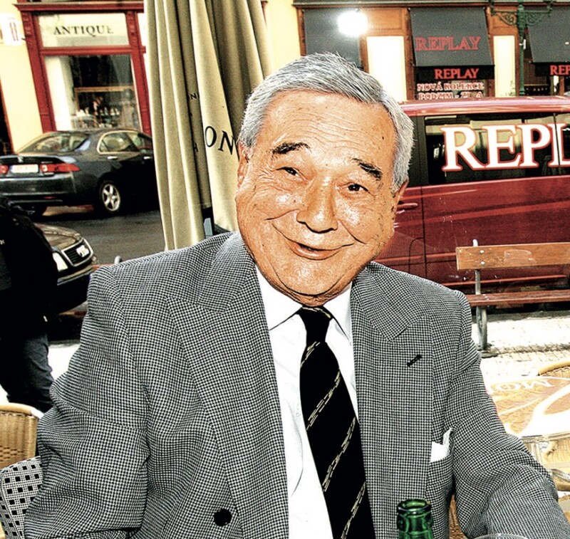 Josef Vinklář tak dlouho ničil ženy, až nakonec zůstal sám