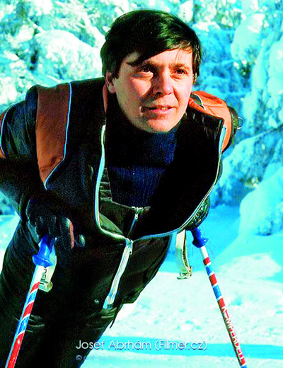 Josef Abrhám – Primář Blažej chtěl být pilotem, či knězem