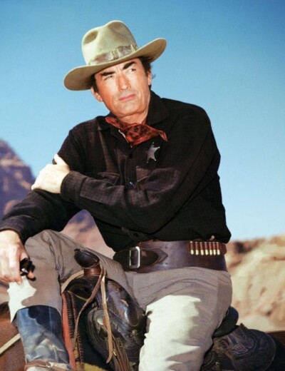 Po rozvodu s první ženou se Gregory Peck znovu oženil hned druhý den!