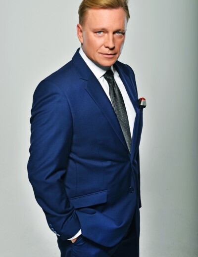 Michal Dlouhý: NA RODINU MU NEZBÝVÁ ČAS?