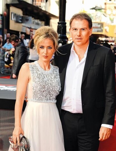Před kameru se musela seriálová hvězda Gillian Anderson vrátit deset dnů po porodu!