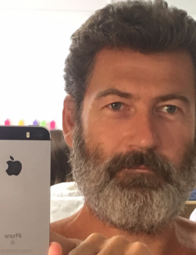 Radim Fiala: Skrýval se za fousy