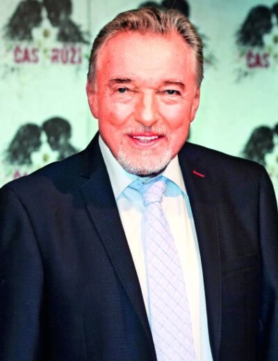 Na cestu k hudebním vrcholům se Karel Gott vydal poté, co zažil první smůlu v lásce!
