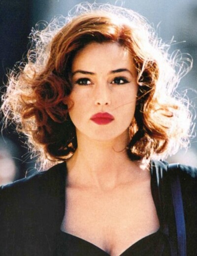 V 50 letech byla Monica Bellucci nejstarší milenkou Jamese Bonda!