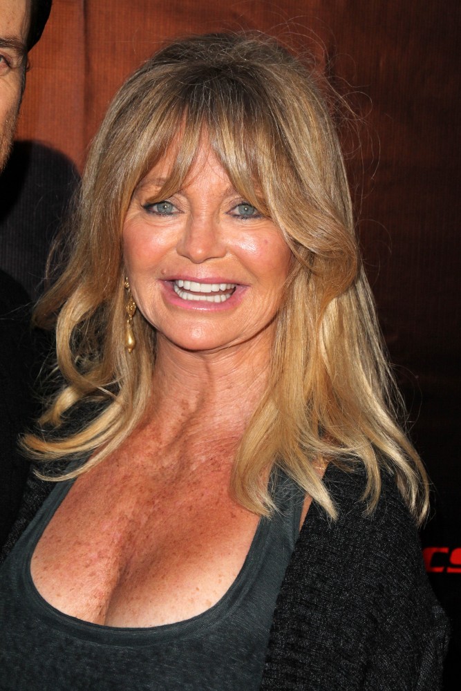 Goldie Hawn (70)