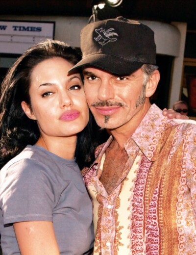 Angelina Jolie a Billy Bob Thornton nosili na krku medailonky s krví toho druhého!